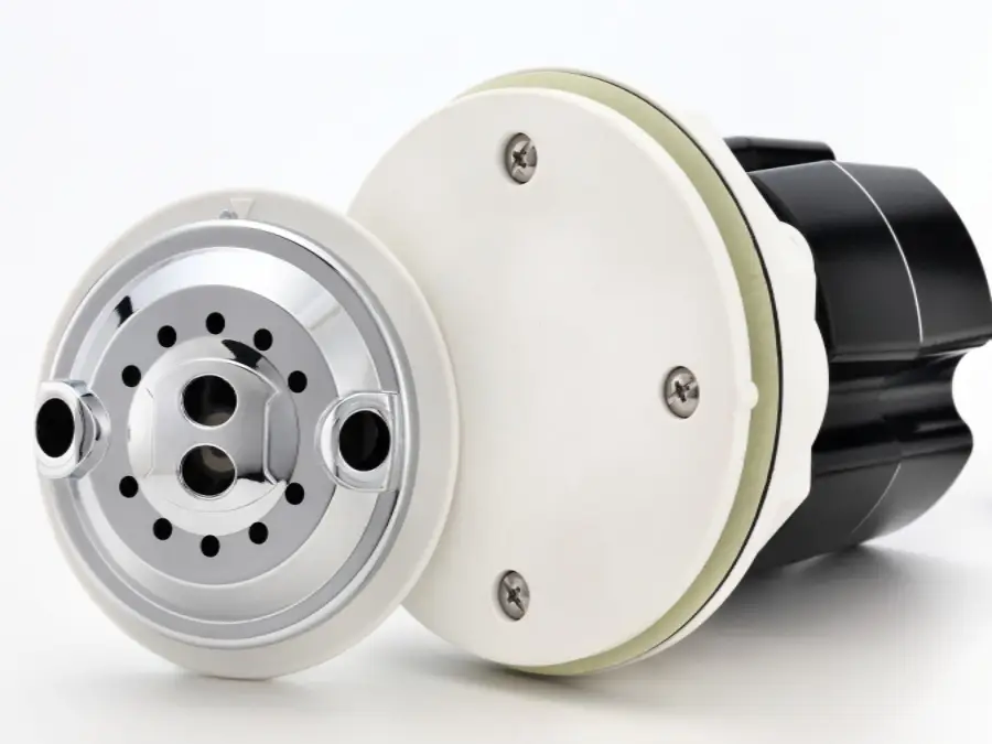 Magnetic pipeless jet Magnetic pipeless jet