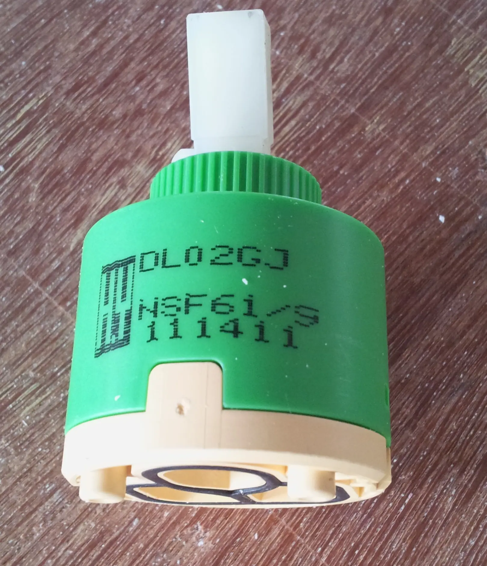 40 mm cartridge 40 mm cartridge